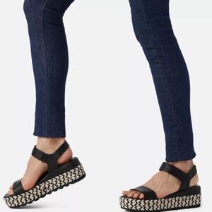 Sorel Women's Cameron™ Flatform Wedge Sandal Size 8